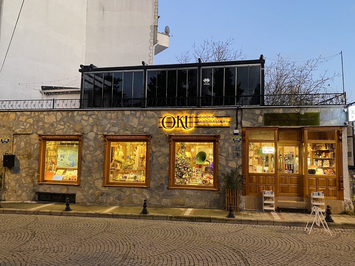 Oku Kitabevi & Sanat Galerisi & Yayınevi