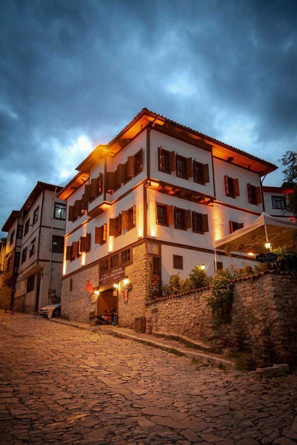 Kolağası Konak