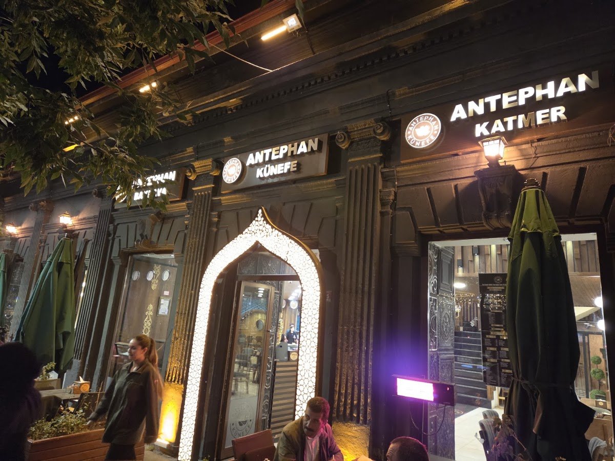 Antephan Künefe & Katmer Kars