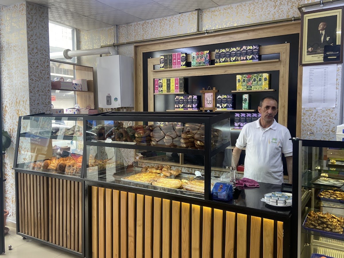 Umut Börek ve Çay Evi