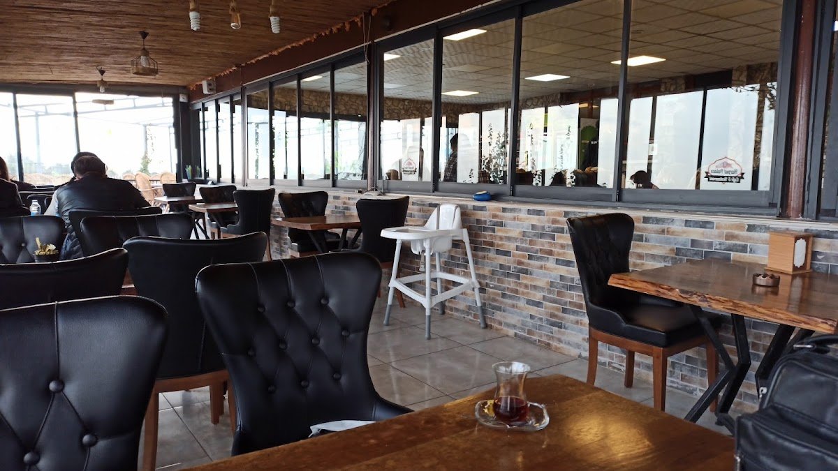 Cafe Restaurant