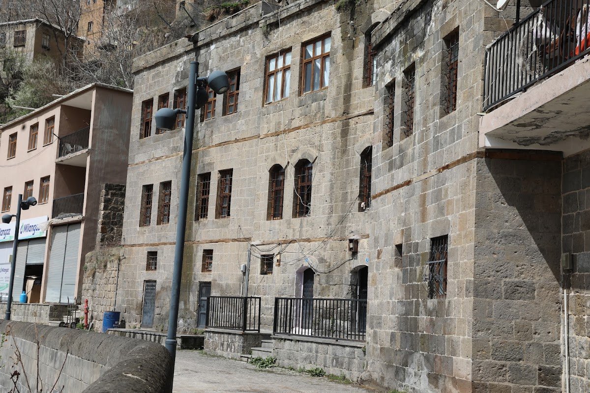 Bitlis Tarihi Sokak Zeydan
