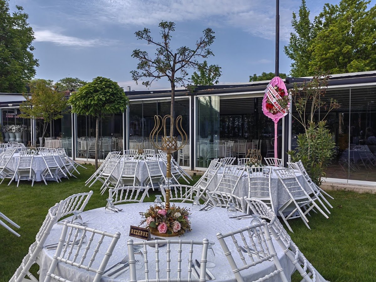 Fesleğen Kır Bahçesi & Restaurant