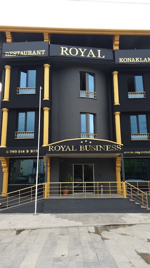 Royal Business Hotel & Restaurant
