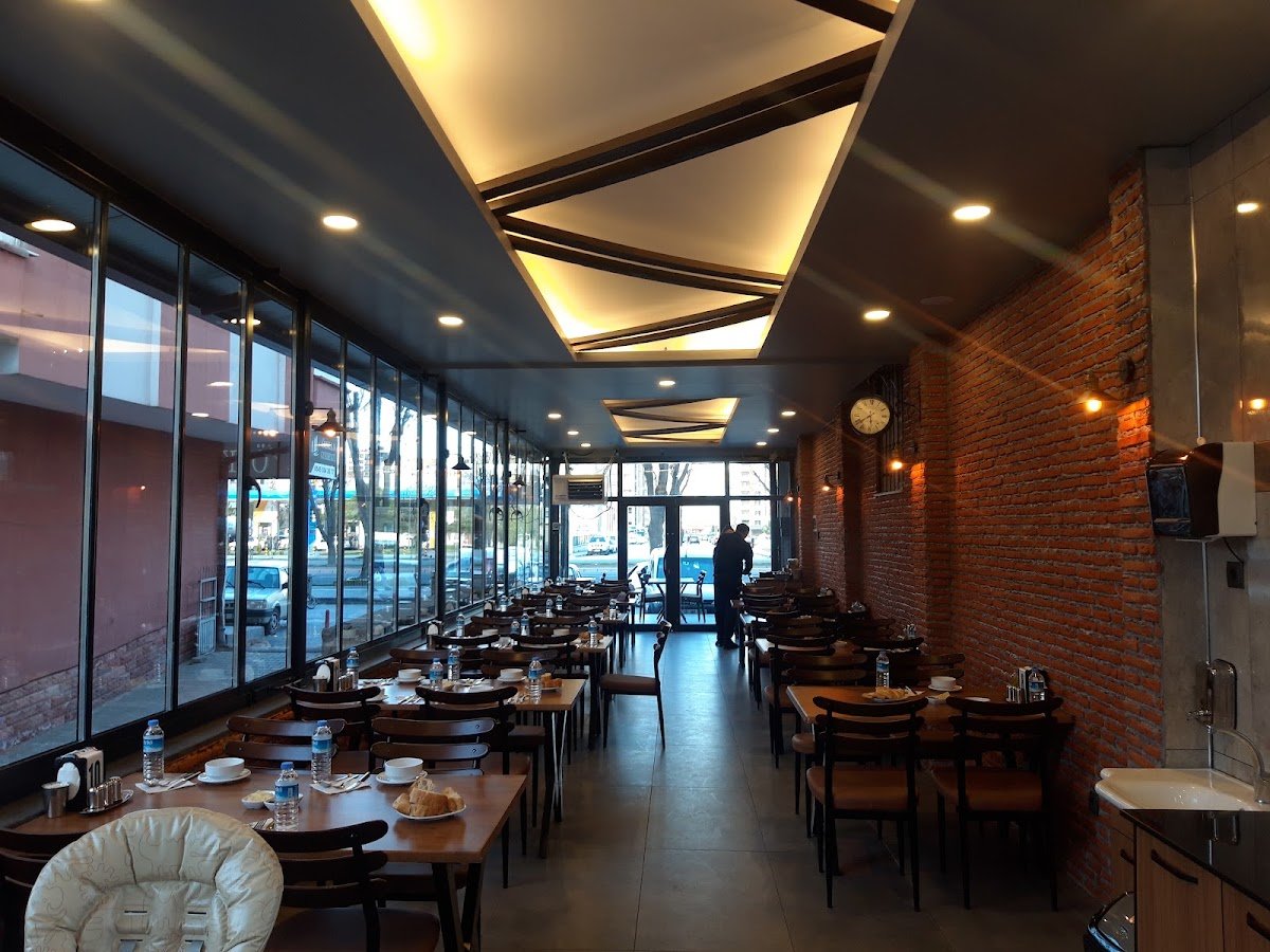 Nur Kebap Izgara ve Döner Salonu