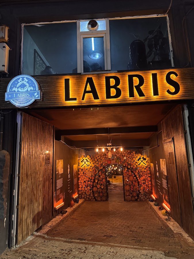 Labris Restaurant