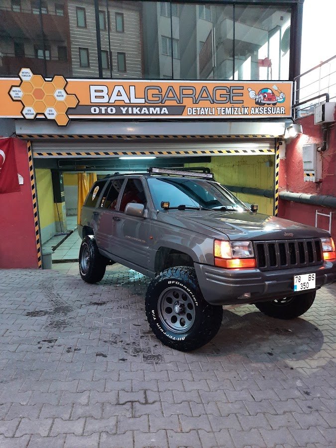 Bal Garage Oto Yıkama ve Detaylı Temizlik Merkezi