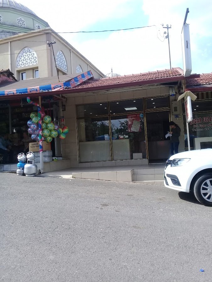 Uygar Eczanesi