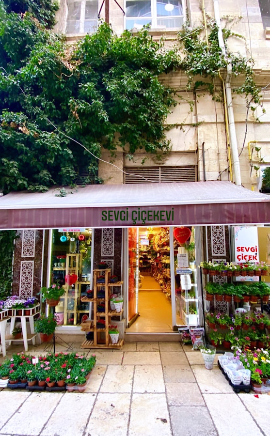 Sevgi Çiçek Evi & Tasarım