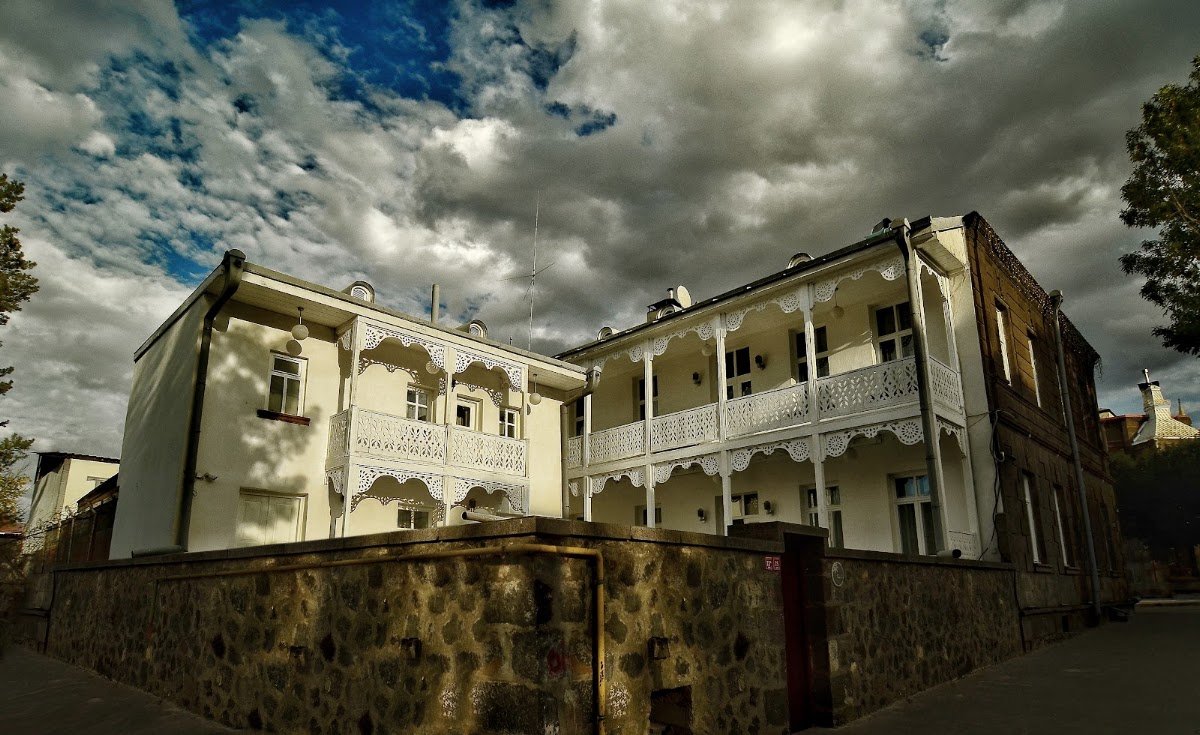 Kar's Otel