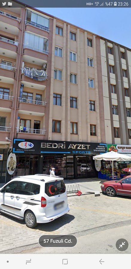 Bedri Ayzet Spor Salonu