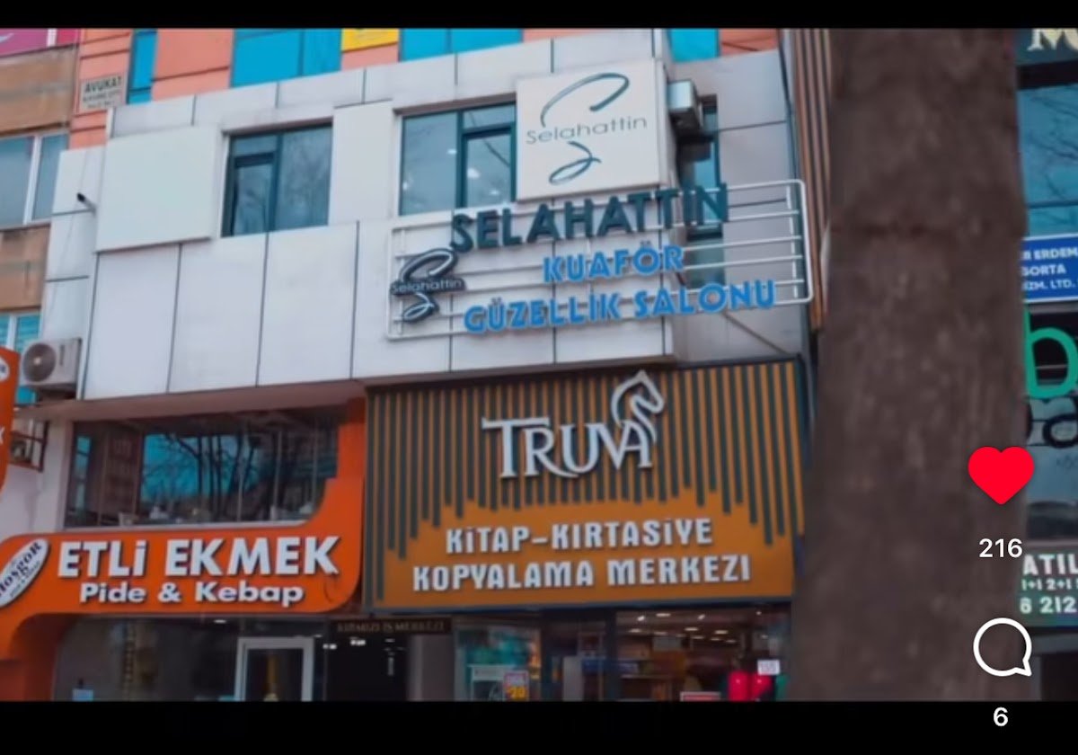 Selahattin Bayan Kuaförü