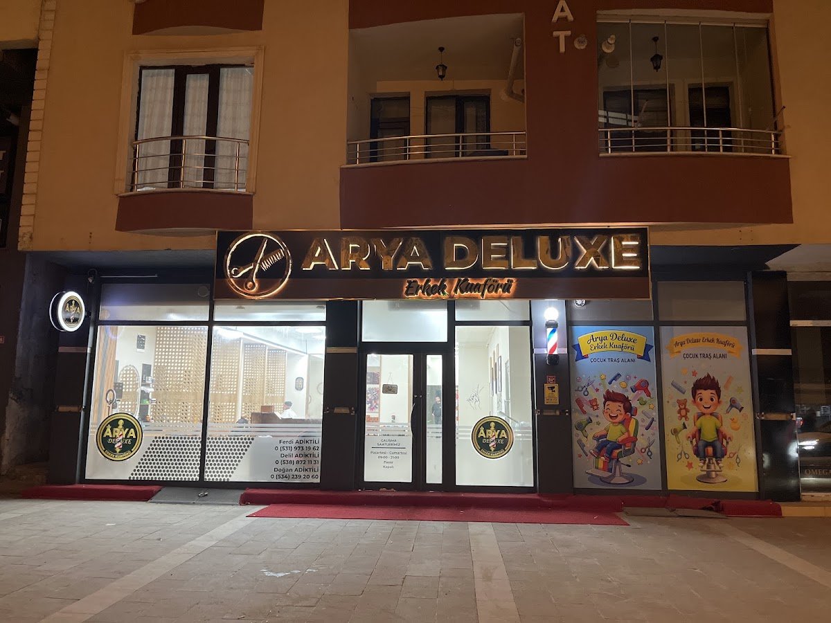 Arya Delüxe Erkek Kuaförü