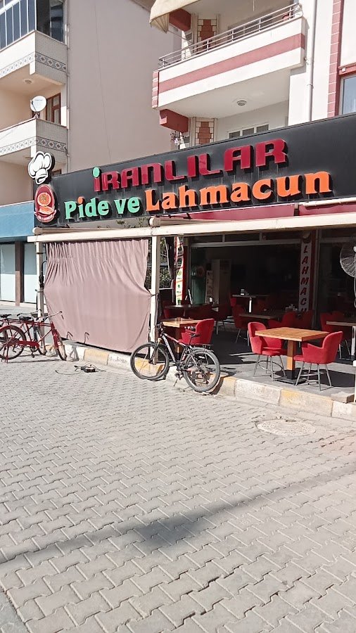 İranlılar Pide ve Lahmacun