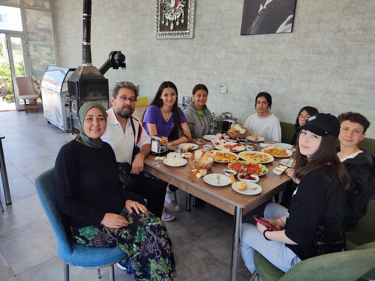 Günay Fırın Cafe