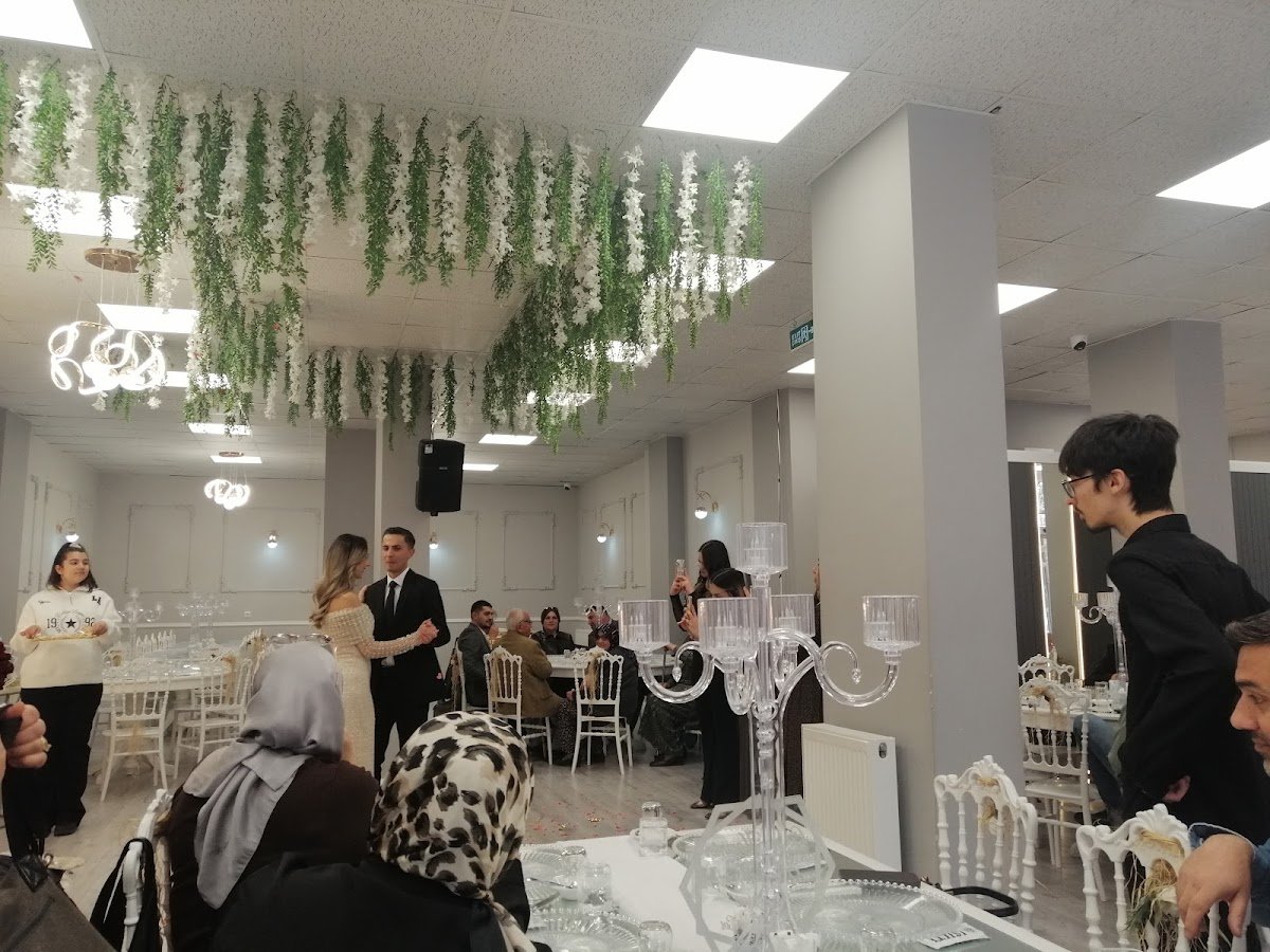 Işıltı Davet Evi & Cafe