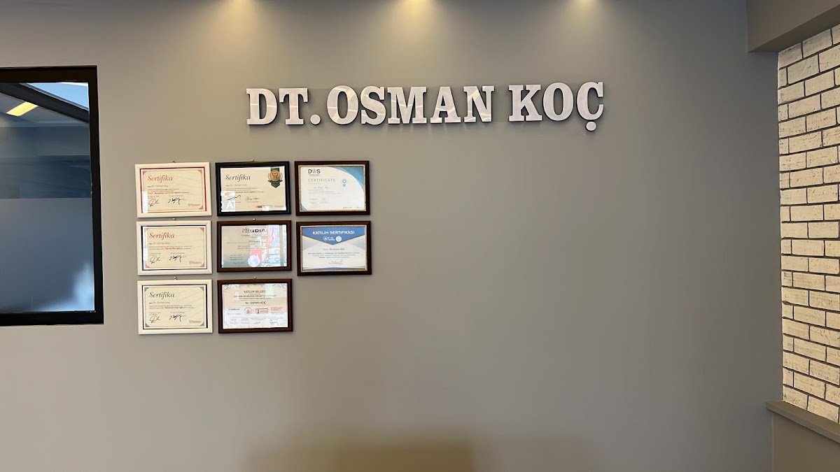 Diş Hekimi Osman Koç Kliniği