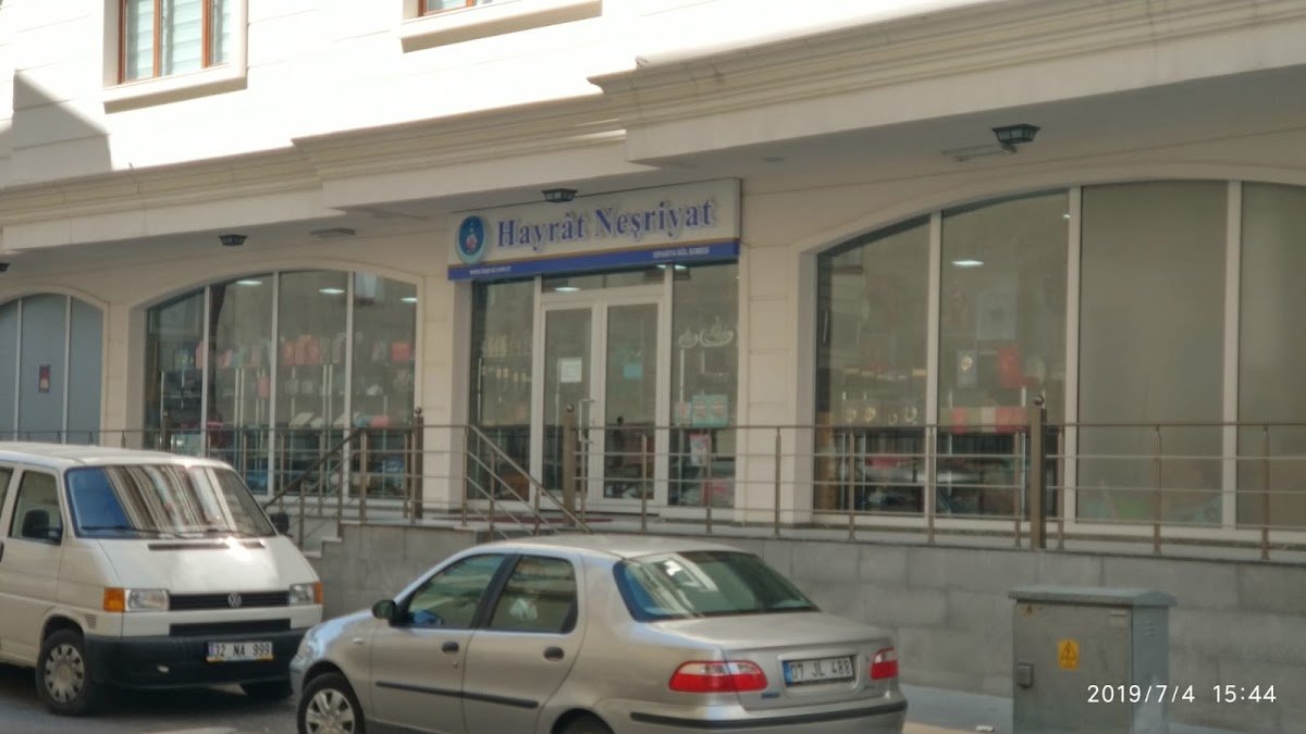 Hayrat Neşriyat Isparta Şubesi
