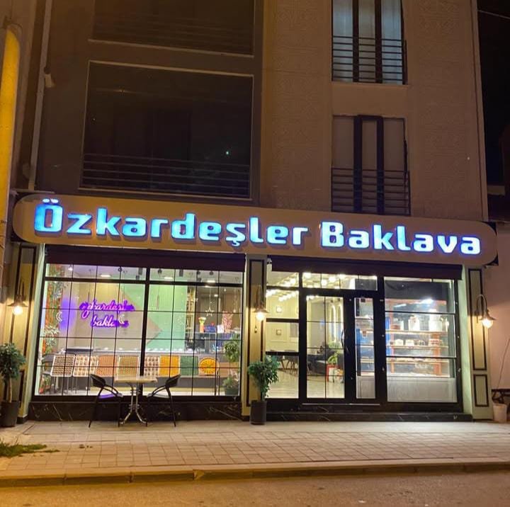 Özkardeşler Baklava Yunus Emre