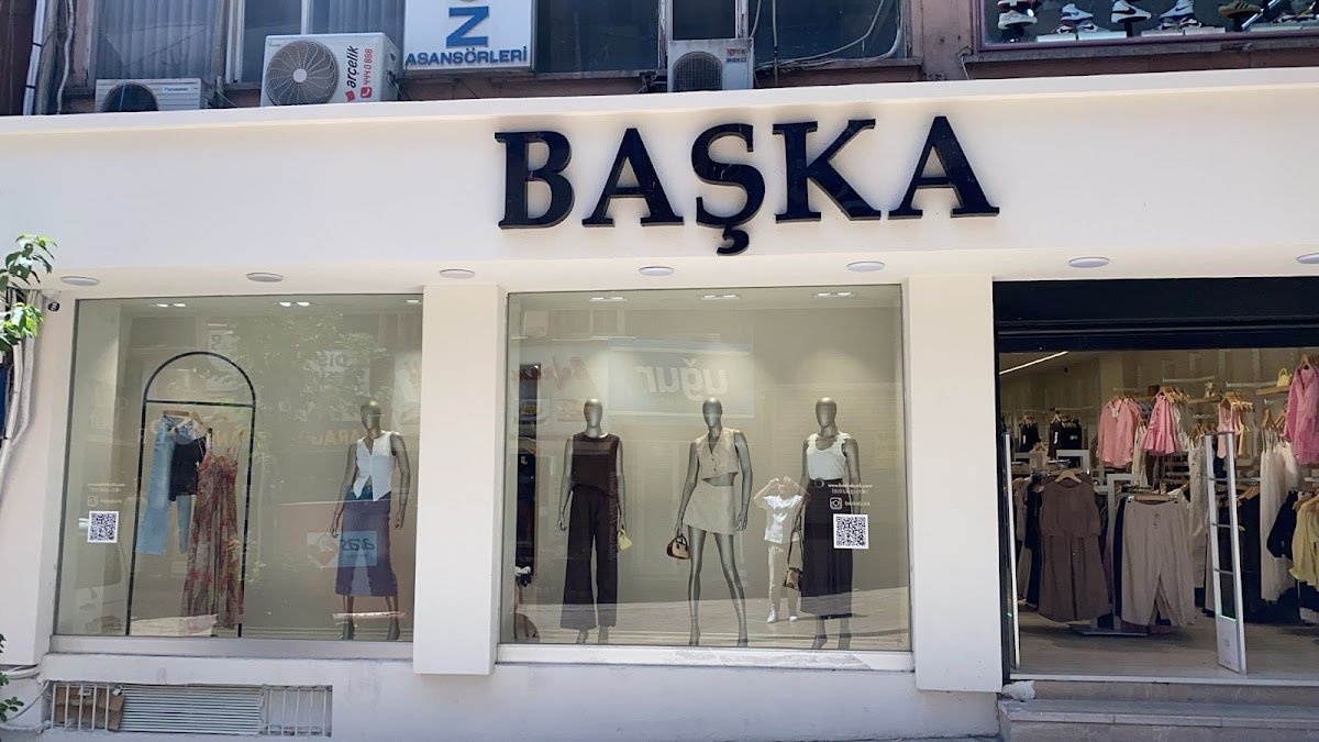 Başka Butik Kadın Giyim Mağazası