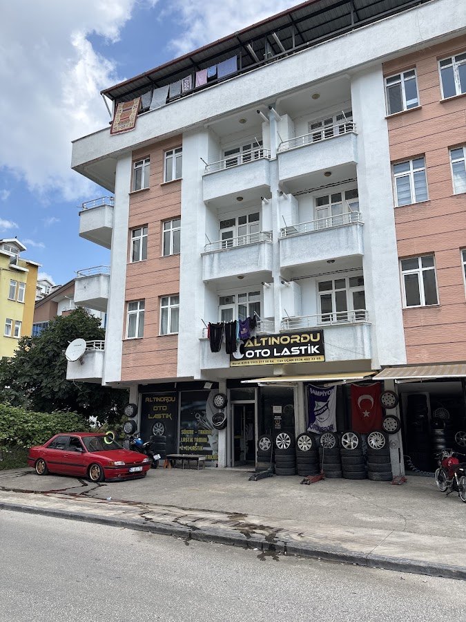 Altınordu Oto Lastik