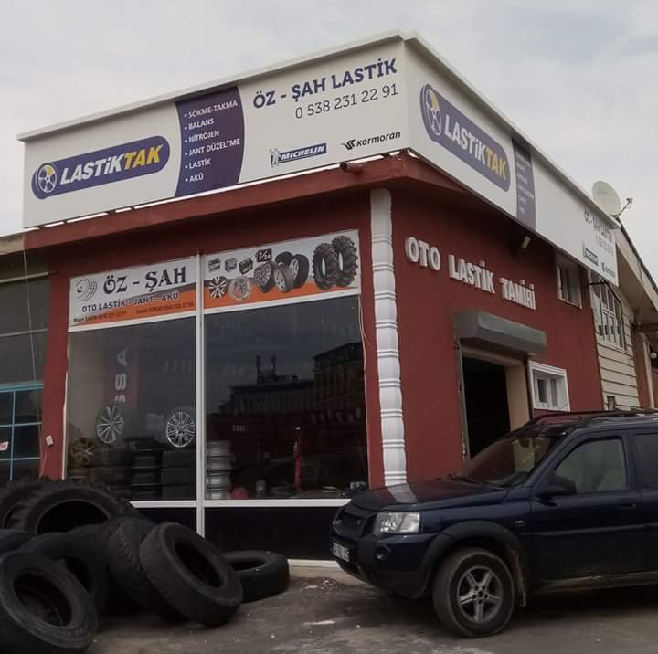 Öz-Şah Oto Lastık 7 / 24 Yol Yardım