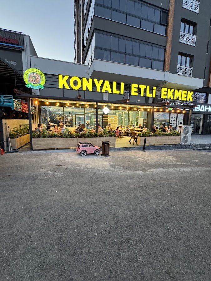 Konyalı Etliekmek Ahmet Usta