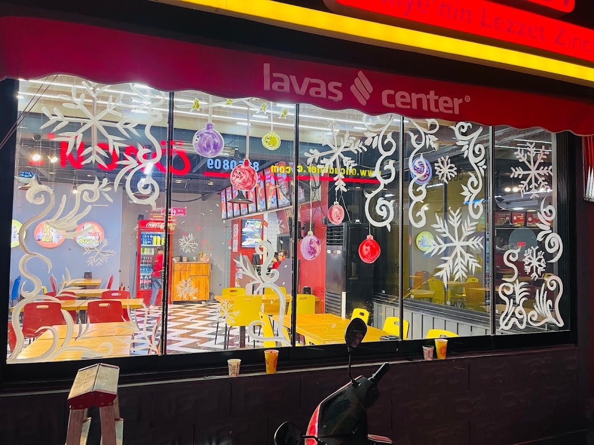 Lavas Center