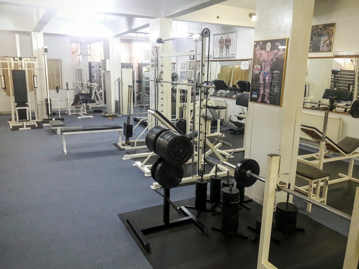 Çınar Spor Merkezi