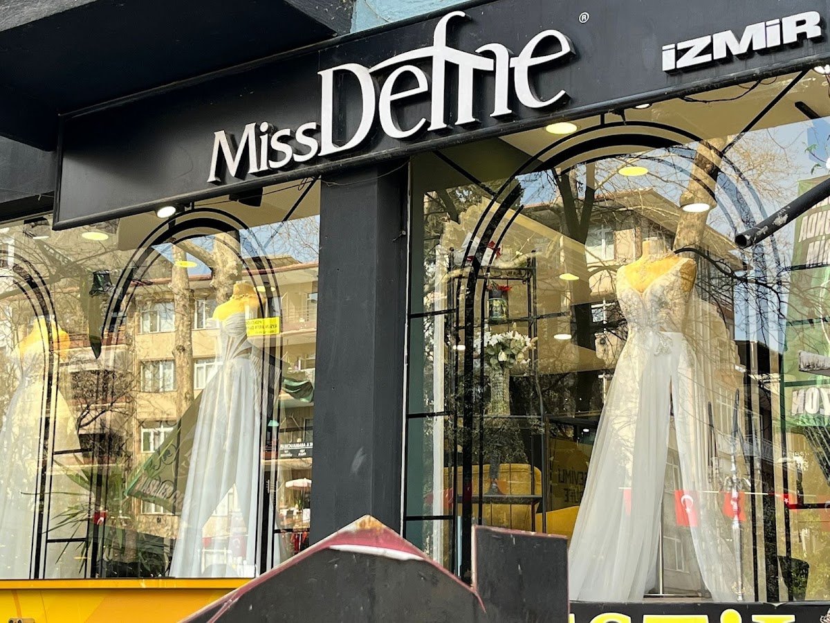 Miss Defne İzmit