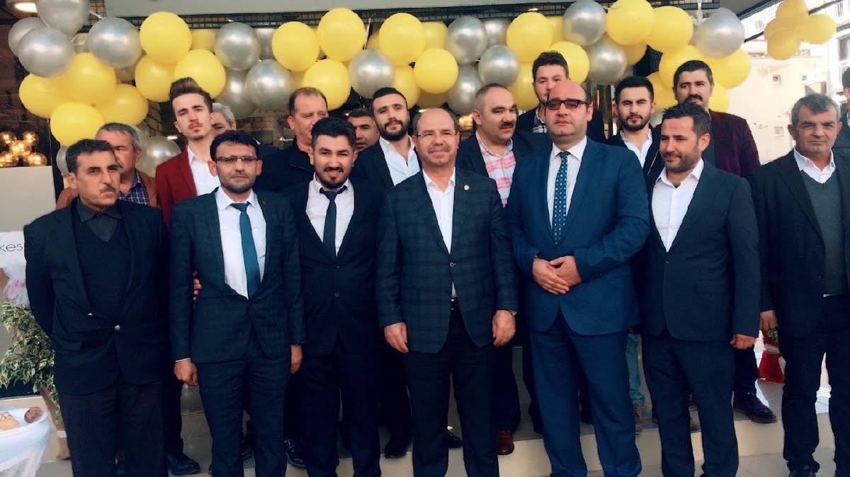 Halil Pişkin Erkek Kuaförü