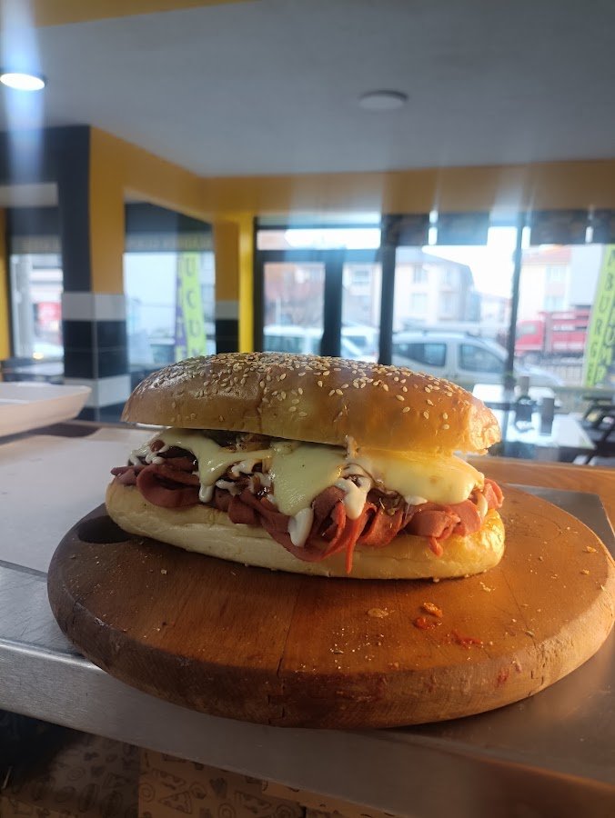 Tostçu Aladdin
