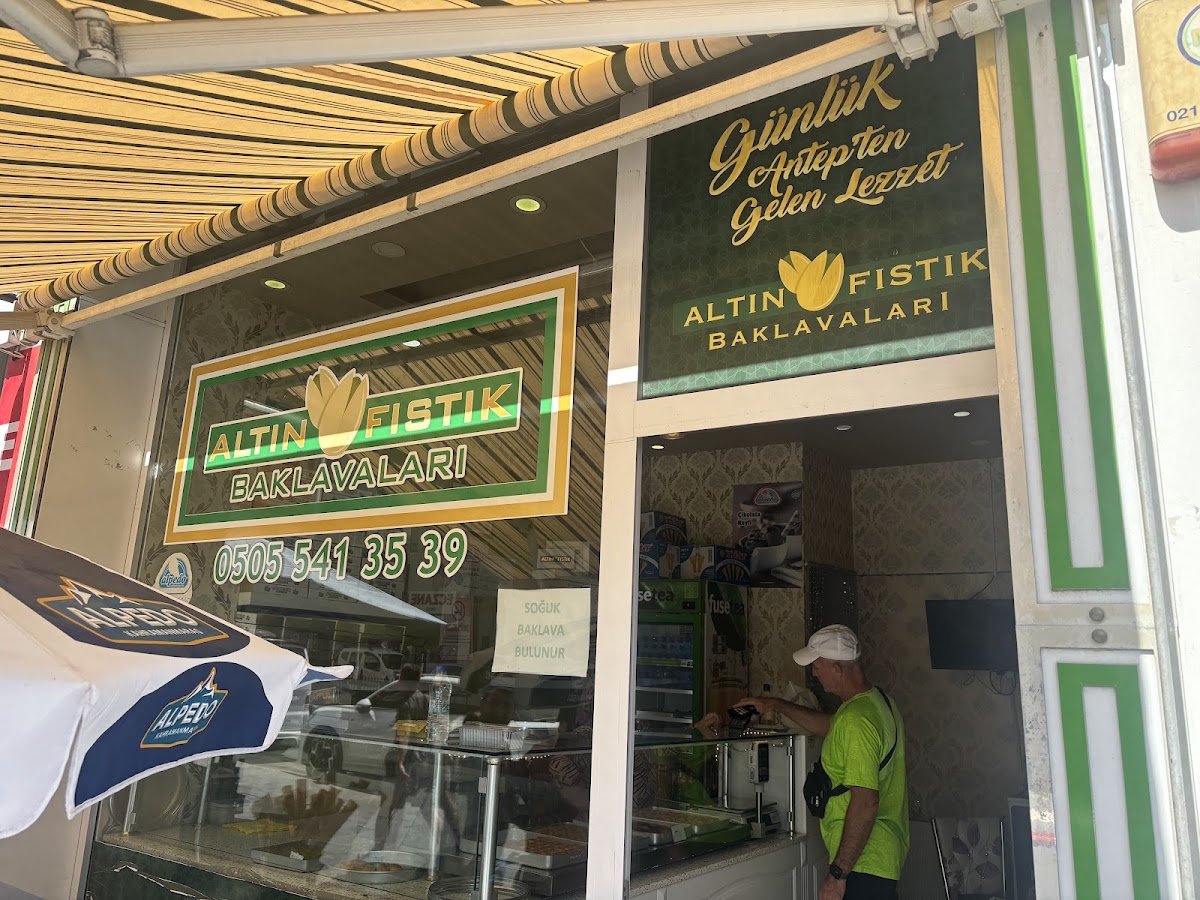 Altın Fıstık Baklavaları