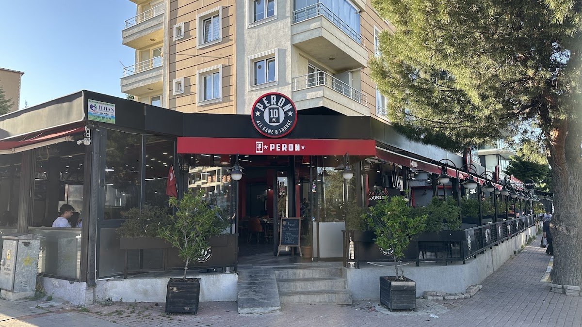 Peron All Game&Lounge Uşak