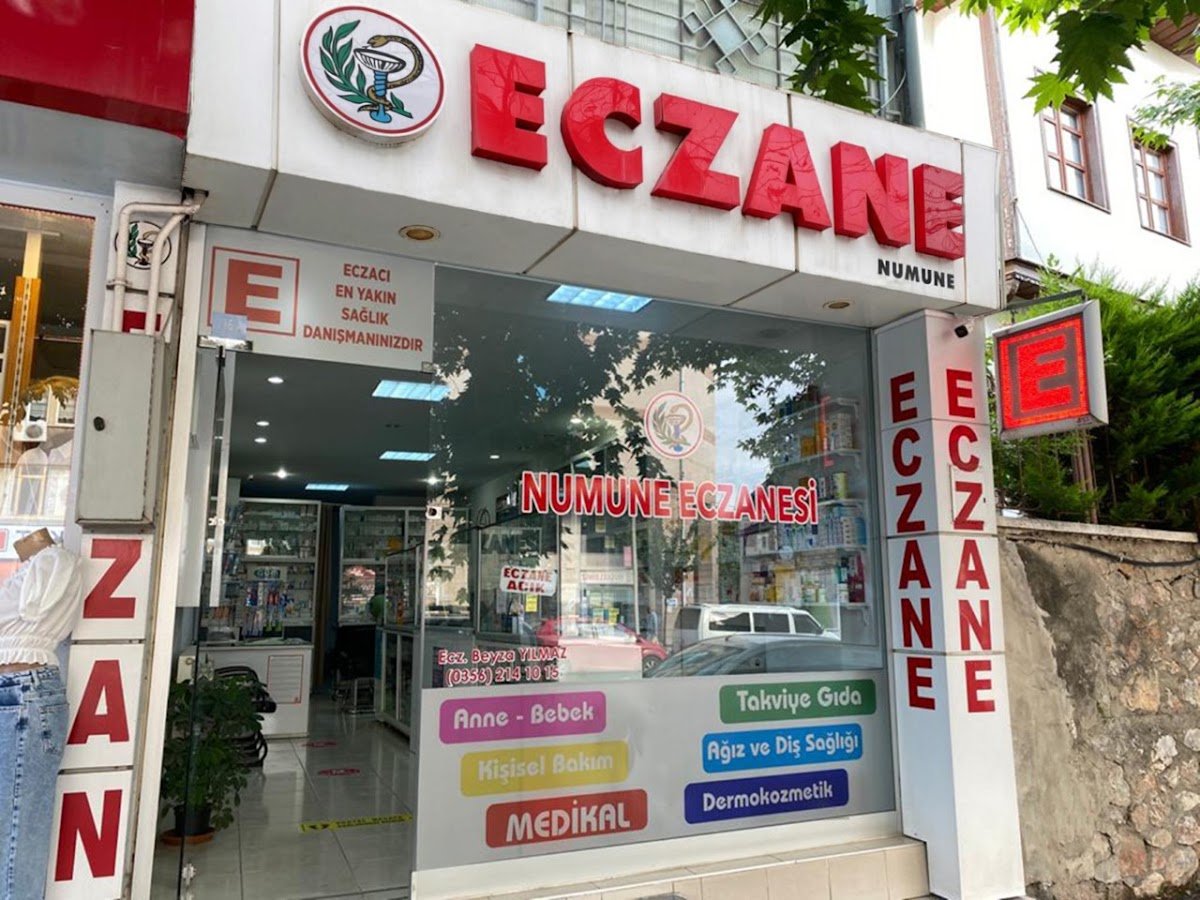 Numune Eczanesi