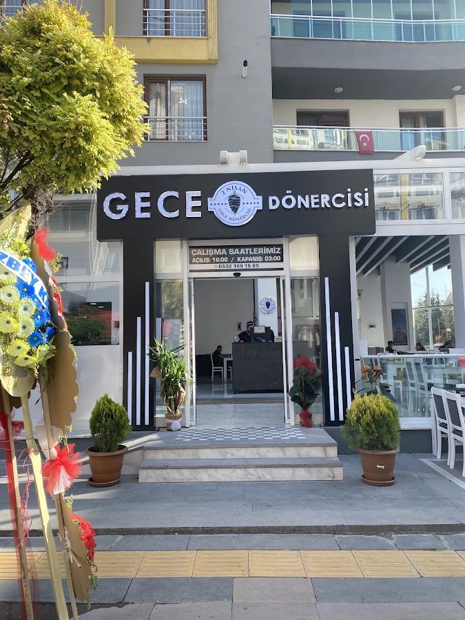 2 Nisan Gece Dönercisi