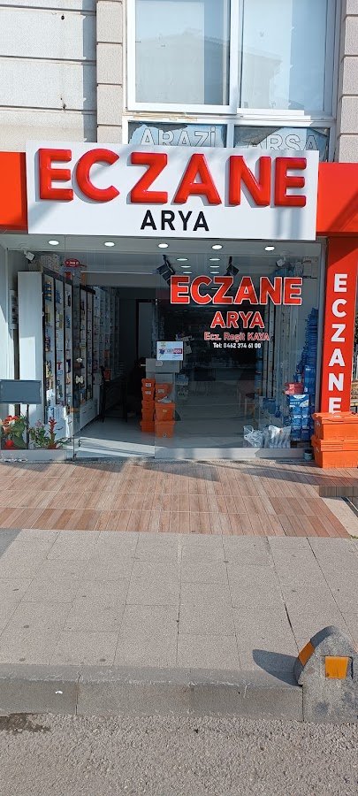 Arya Eczanesi