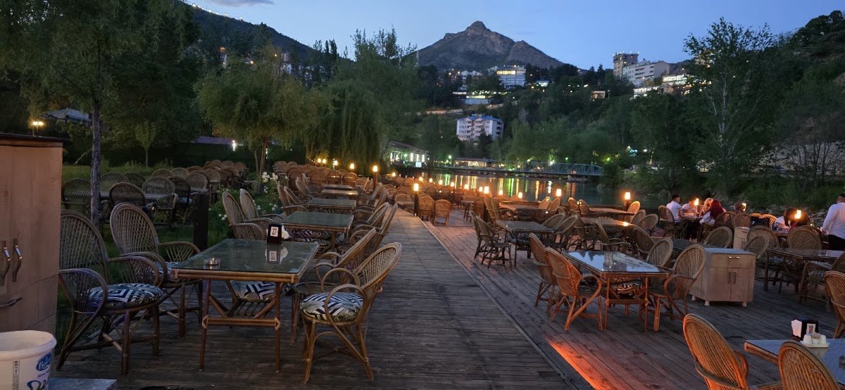 Joy Restaurant & Cafe