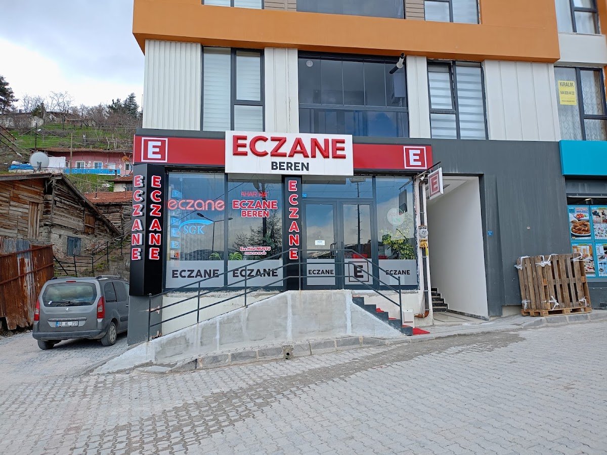 Beren Eczanesi