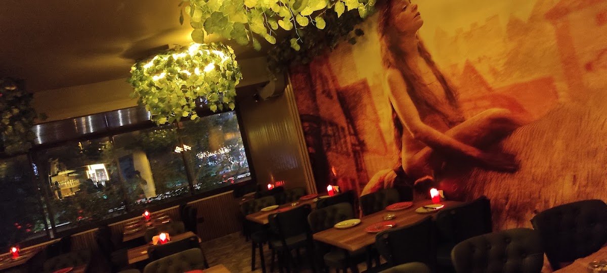 Lady Godiva Yeni Nesil & Bar
