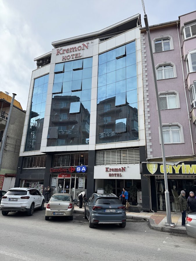 Kremon Hotel