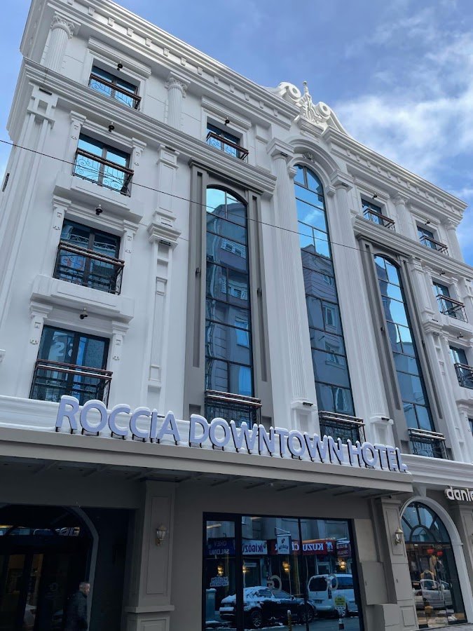 Roccia Downtown Otel Van