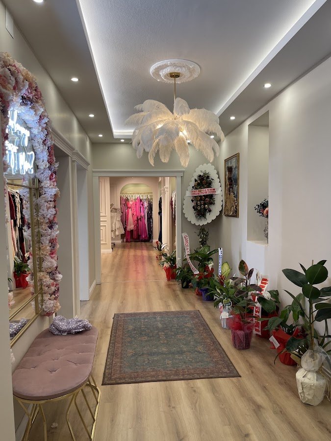 Rainella.Fashion Trabzon Elbise Abiye Kiralama