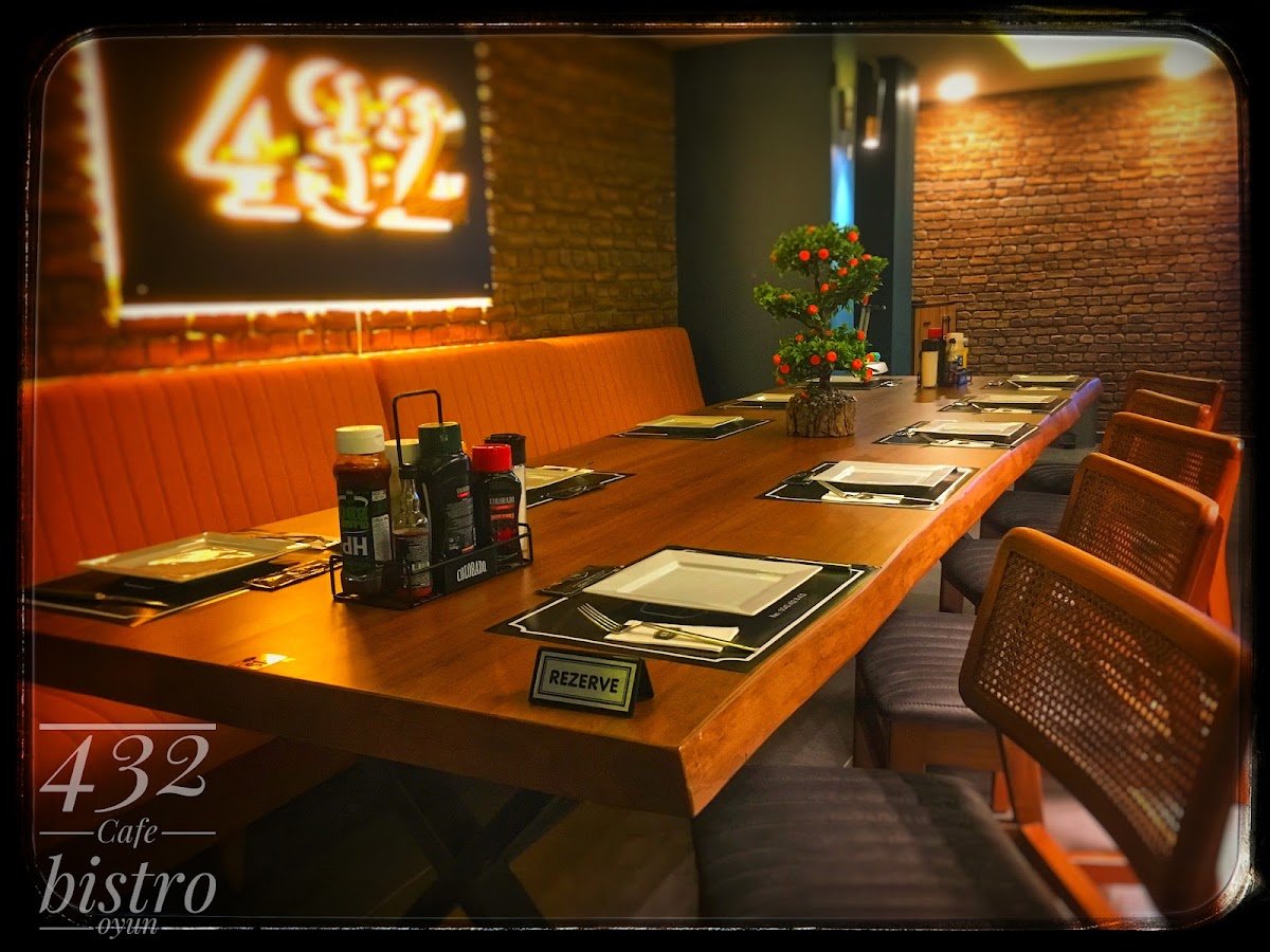 432 Cafe Bistro Oyun