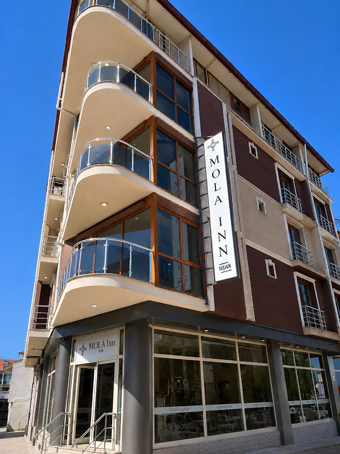 Mola Inn