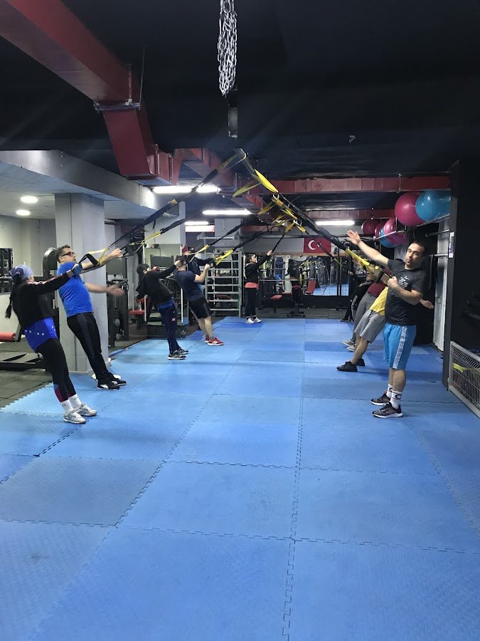 3M2H Yıldız Spor Salonu