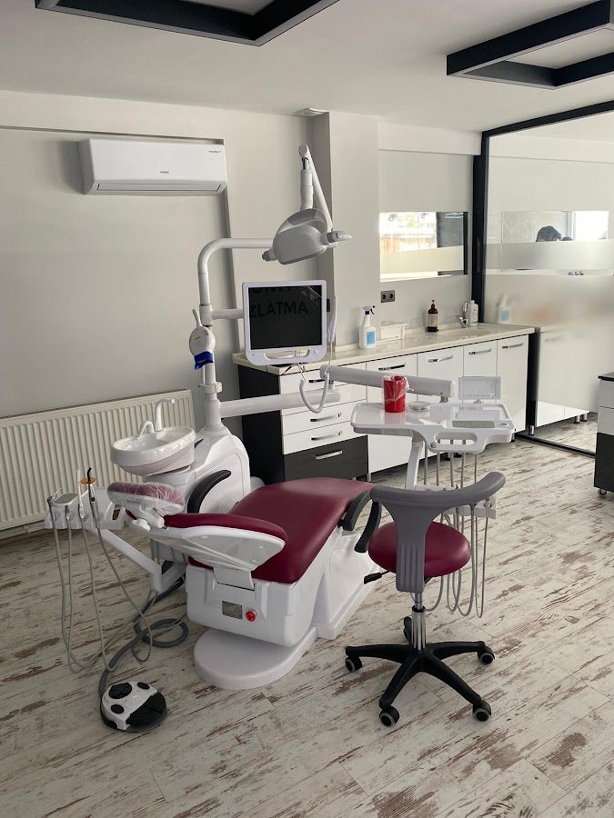 Uşak İnci Ağız ve Diş Sağlığı Polikliniği