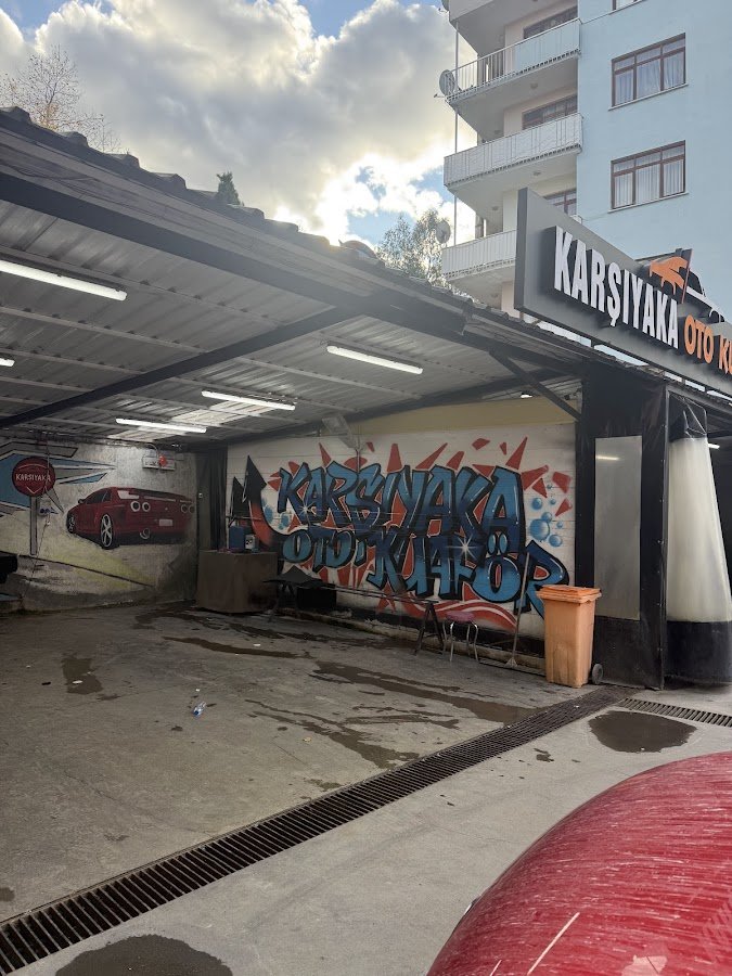 Karşıyaka Oto Kuaför