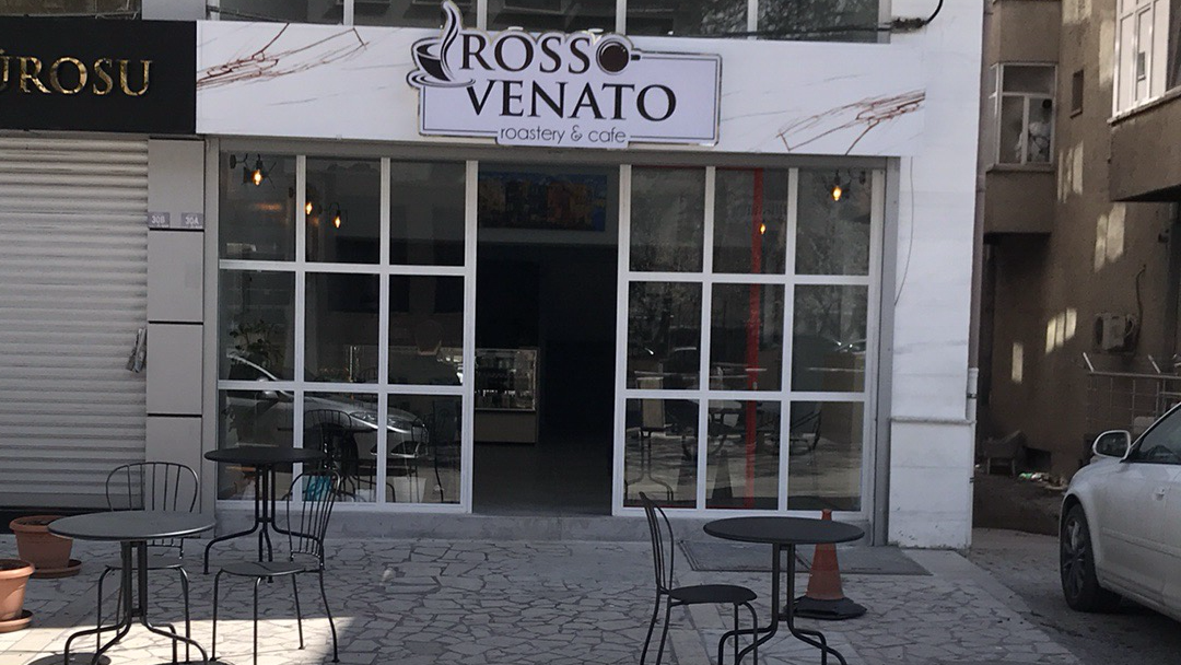 Rosso Venato Coffee