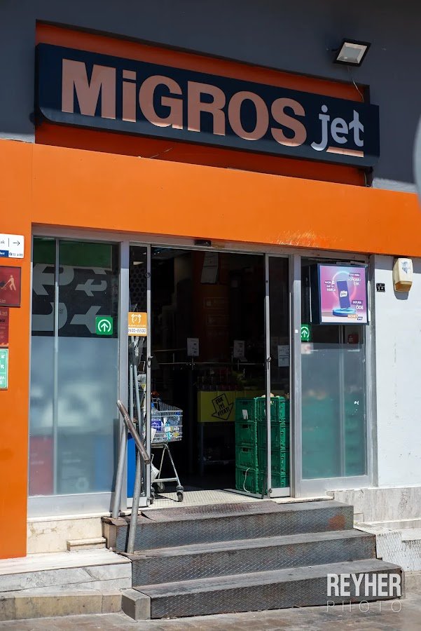 Migros Jet